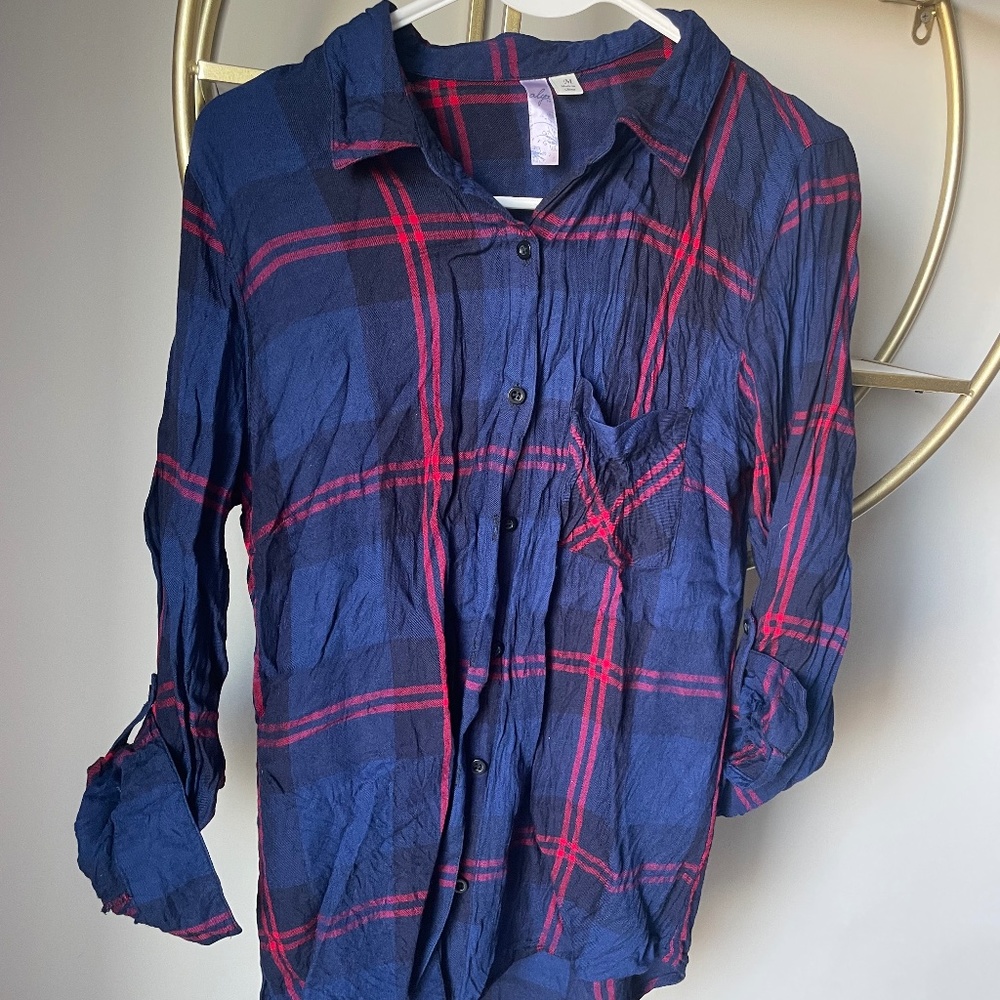 *needs steamed* New lightweight flannel shirt